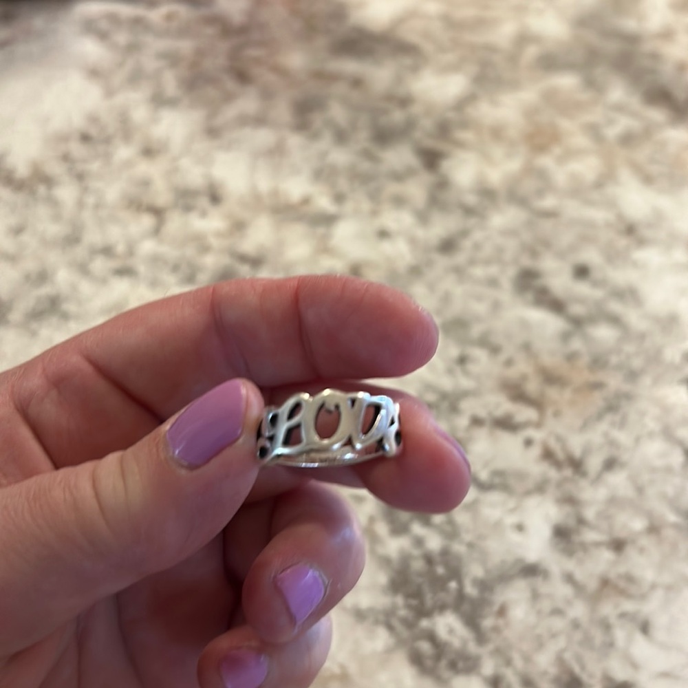 Retired James Avery Love script ring sz 9